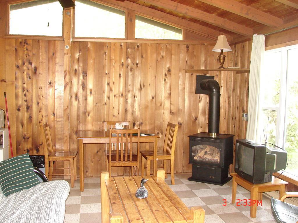 Sunnylea Resort Port Severn Habitación foto
